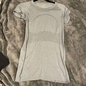 Gray lululemon swiftly tech short sleeve